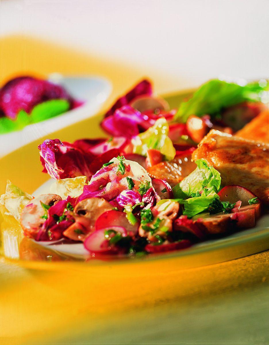sommersalat-mit-putenbrust Sommersalat mit Putenbrust - BCM Diät Rezepte.ch