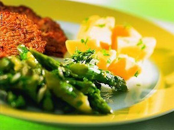 kalbsschnitzel-in-eihuelle-mit-spargelsalat Kalbsschnitzel in Eihülle mit Spargelsalat - BCM Diät Rezepte.ch